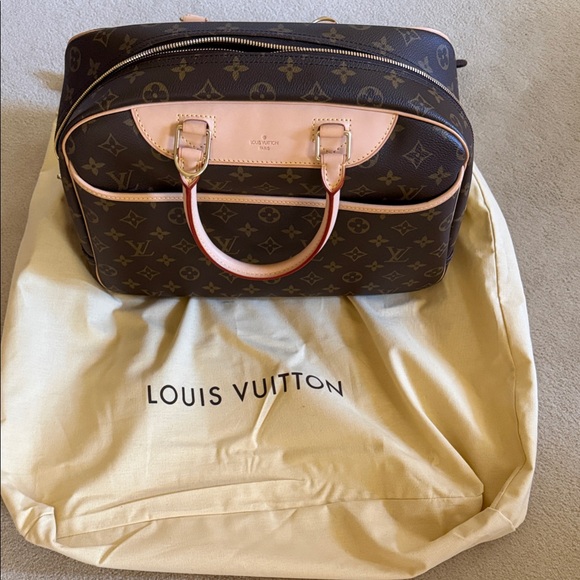 Louis Vuitton Brown and Tan Monogram Travel Bag Danville - Picture 1 of 3